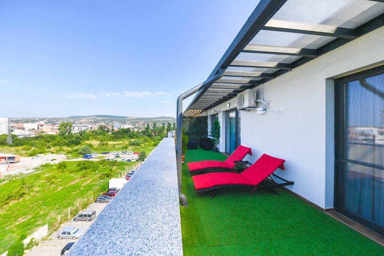 Panoramic Apartment With Terrace クルージュ＝ナポカ エクステリア 写真