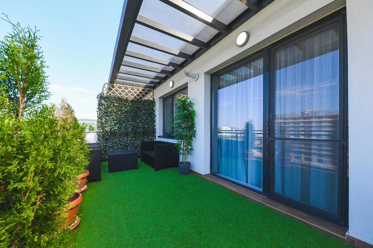 Panoramic Apartment With Terrace クルージュ＝ナポカ エクステリア 写真