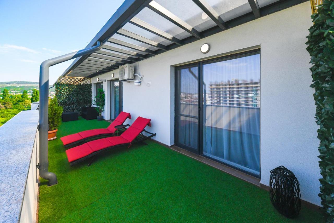 Panoramic Apartment With Terrace クルージュ＝ナポカ エクステリア 写真